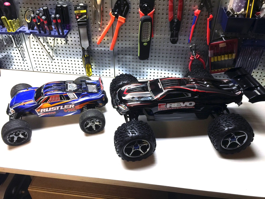 The Traxxas E-Revo and Traxxas Rustler VXL compared